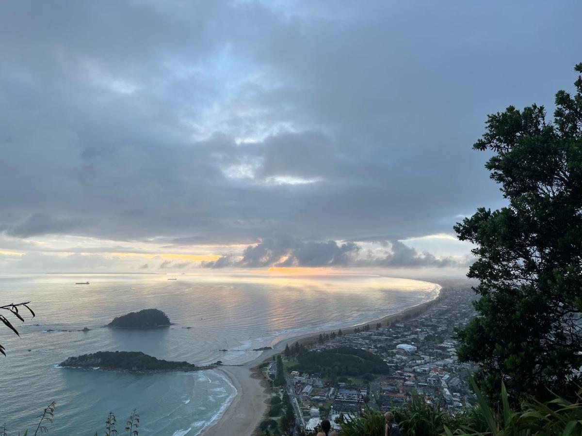 Mount Views Apartment Mount Maunganui Bagian luar foto